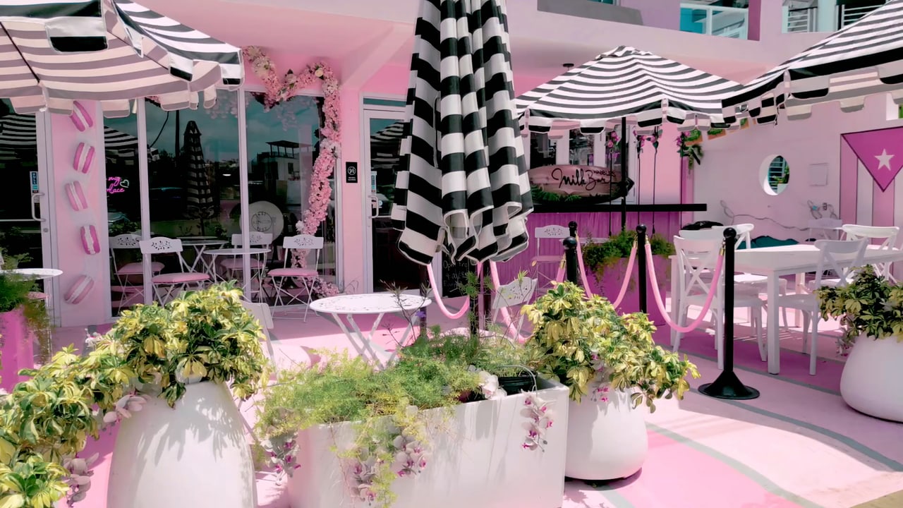 The pink exterior of Wabbles Milk Bar in Rincón